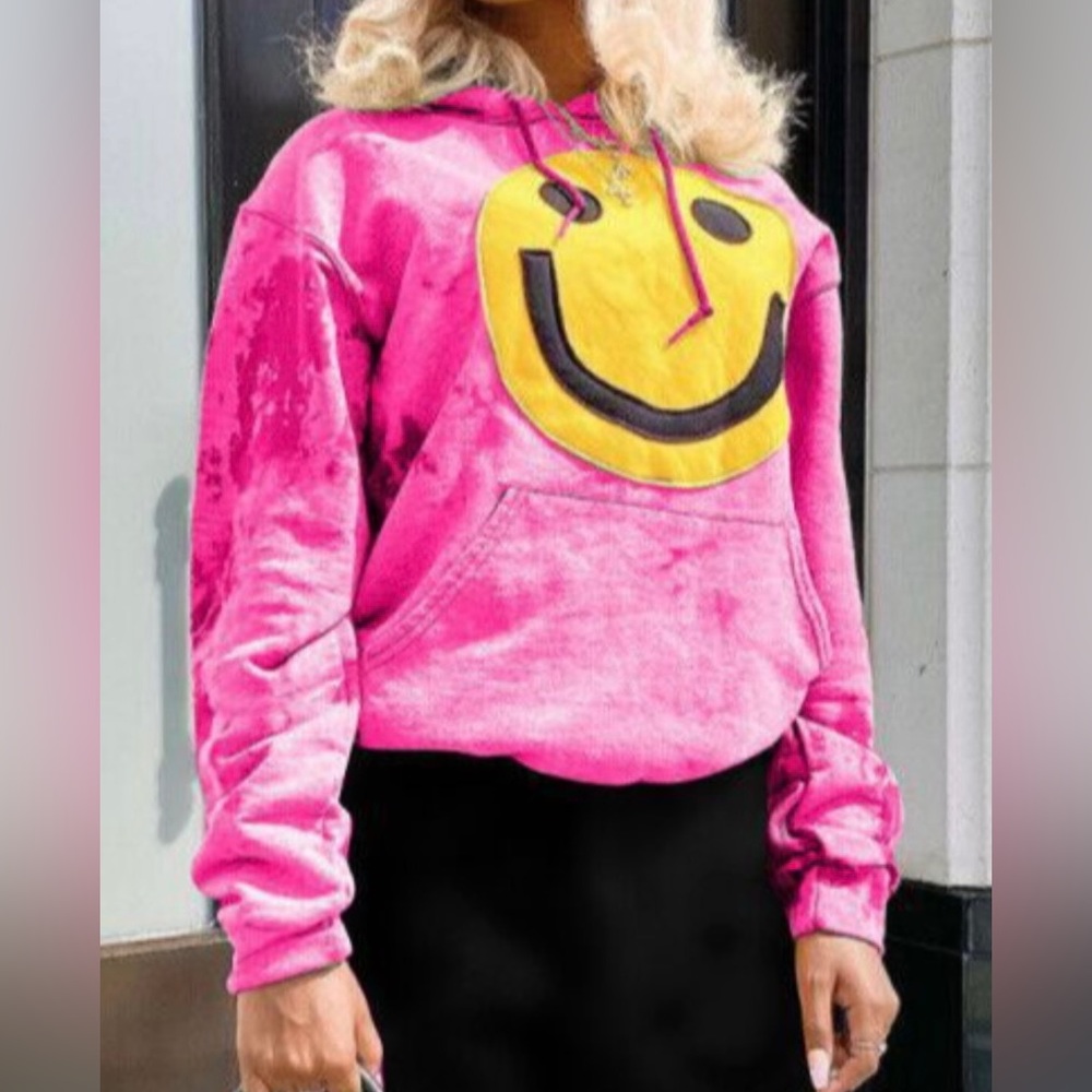 SMILEY “HAPPY” HOODIE